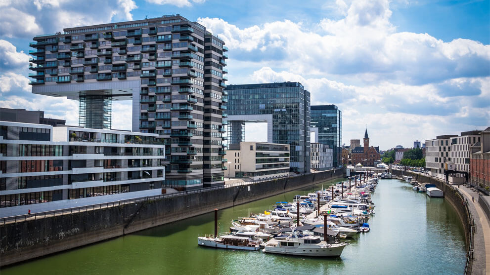 nach Deutschkurs Köln entdecken - Rheinauhafen